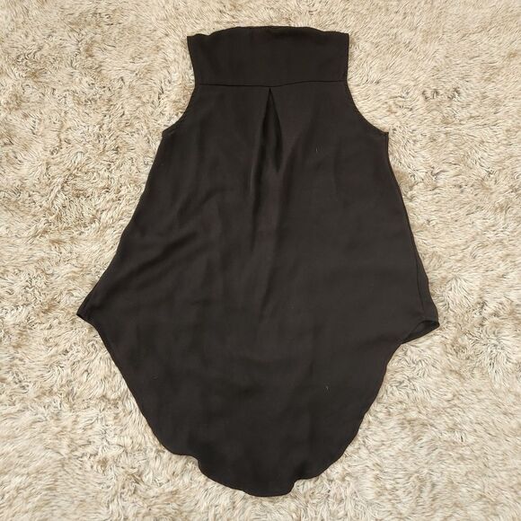 Lush V-Neck Sleeveless High-Low Hem Blouse Black Women's Size Small - Picture 7 of 11